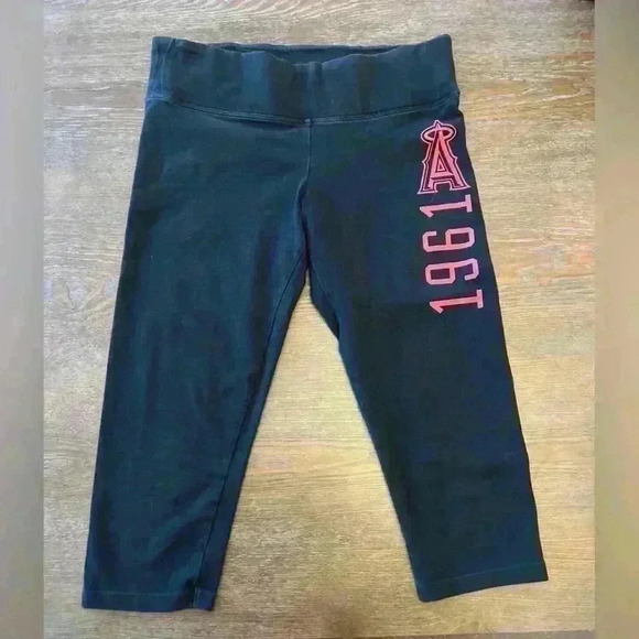 PINK Victoria's Secret Pants - Pink Angels Leggings Size S